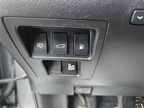 Used 2015 Lexus RX 450h AWD image 30