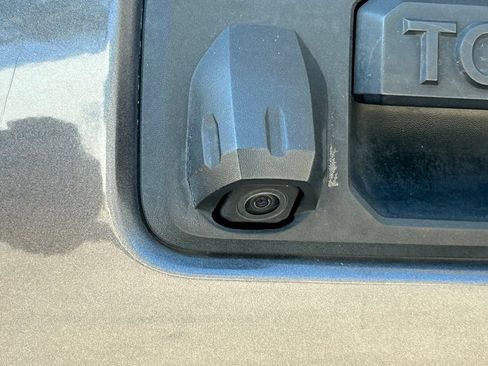 Used 2020 Toyota Tacoma SR w/ SR Convenience Package RWD image 22