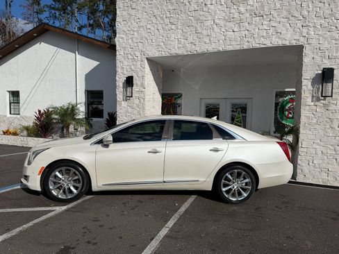 Used 2014 Cadillac XTS Luxury w/ Driver Awareness Package image 2