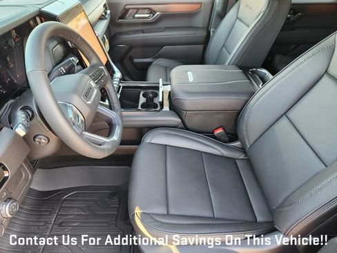 New 2026 GMC Yukon XL Denali w/ Sun & Power Step Package AWD/4WD image 9