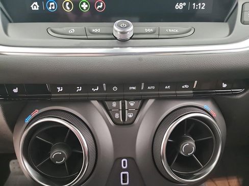 New 2025 Chevrolet Blazer LT w/ Midnight/Sport Edition image 17