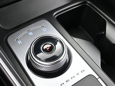 Used 2022 Kia Sorento EX w/ Panoramic Sunroof Package image 27