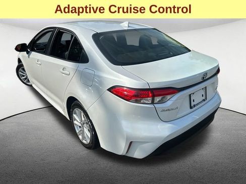 Used 2024 Toyota Corolla LE w/ LE Convenience Package FWD image 7