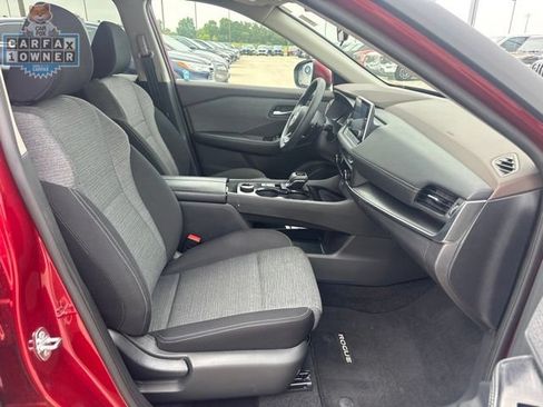Used 2023 Nissan Rogue SV AWD/4WD image 16