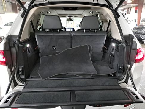 Used 2022 BMW X7 xDrive40i w/ Executive Package image 14