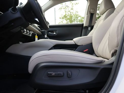Certified 2026 Honda HR-V EX-L image 31