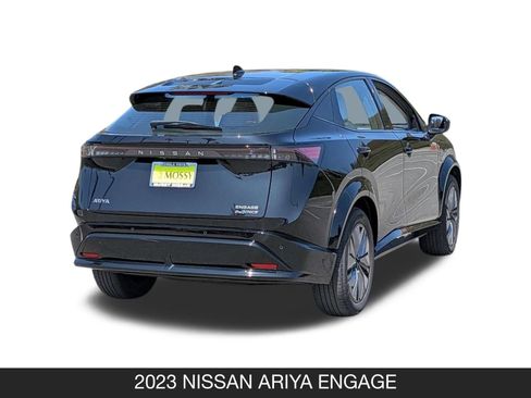 Used 2023 Nissan Ariya AWD image 8