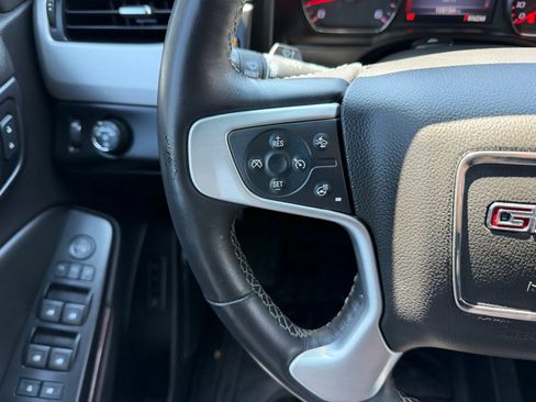 Used 2015 GMC Yukon SLT RWD image 31
