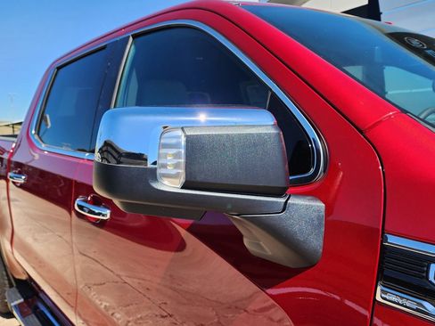 New 2026 GMC Sierra 1500 SLT image 12