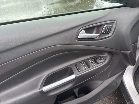 Used 2017 Ford Escape Titanium w/ Equipment Group 301A FWD image 7