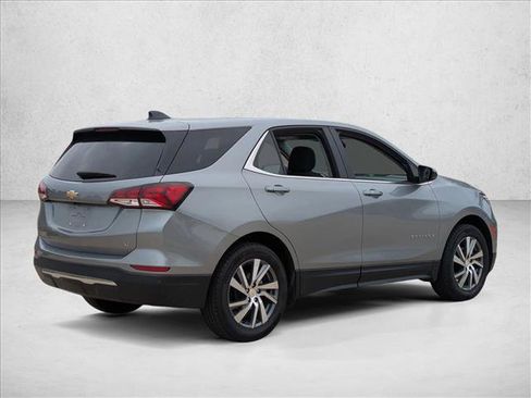 Used 2023 Chevrolet Equinox LT image 5