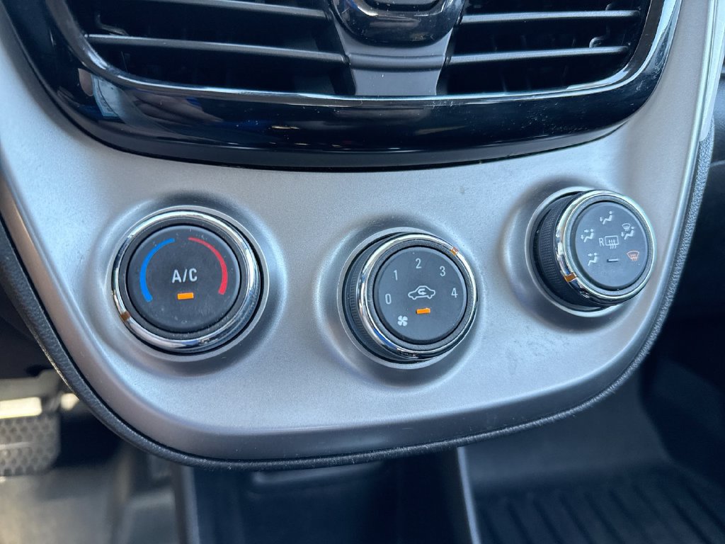 Used 2018 Chevrolet Spark LT FWD image 15