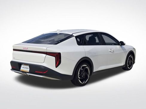Used 2025 Kia K4 EX FWD image 15