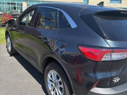 Used 2022 Ford Escape SE w/ Convenience Package AWD/4WD image 5