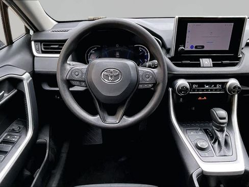Certified 2025 Toyota RAV4 XLE AWD/4WD image 6