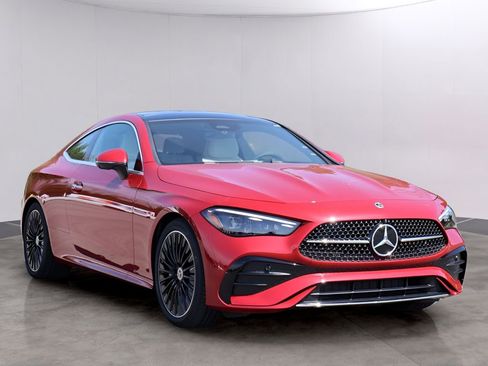 New 2026 Mercedes-Benz CLE 450 4MATIC Coupe image 3