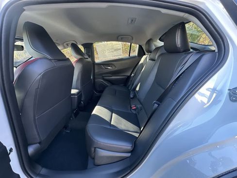 New 2026 Toyota Prius Plug-In Hybrid image 25