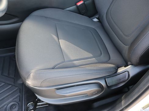 Used 2024 Hyundai Tucson SE FWD image 17