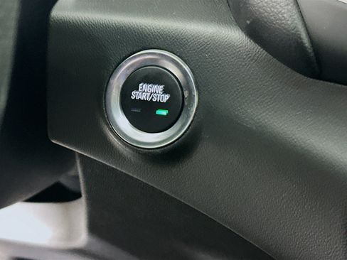 Used 2022 GMC Terrain SLE w/ Driver Convenience Package FWD image 20