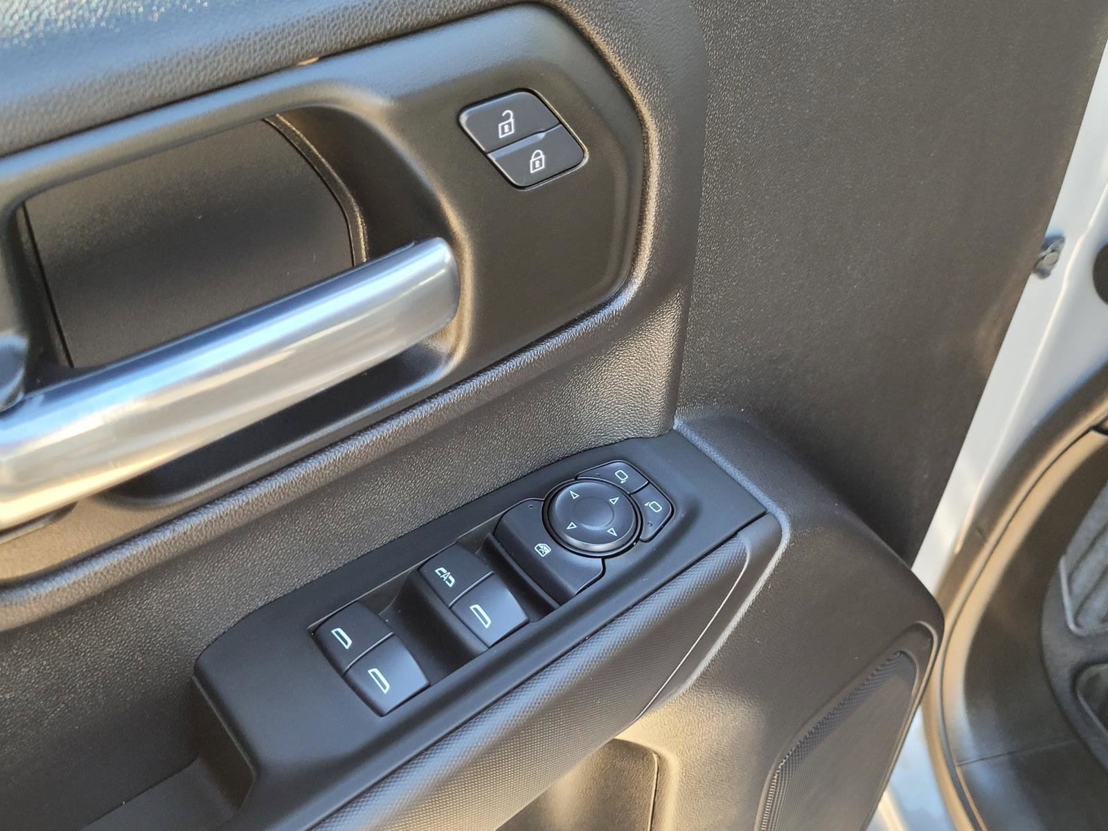 Used 2024 Chevrolet Silverado 1500 Custom AWD/4WD image 20
