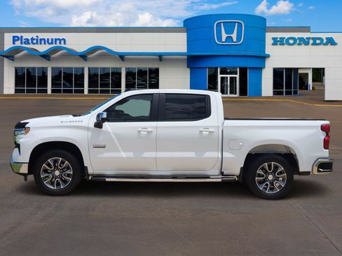 Used 2025 Chevrolet Silverado 1500 LT w/ Texas Edition Plus RWD image 3
