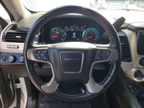 Used 2018 GMC Yukon Denali AWD/4WD image 20