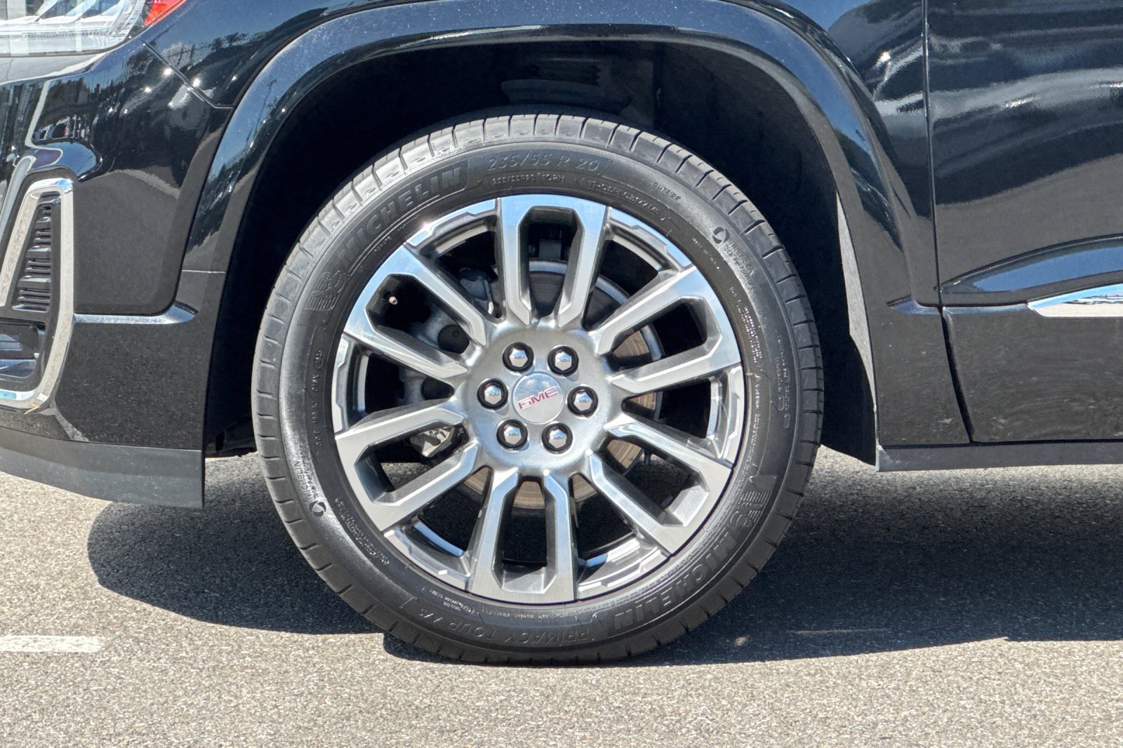 Used 2023 GMC Acadia Denali FWD image 34