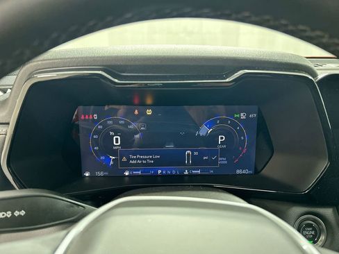 Used 2024 Chevrolet Colorado LT w/ LT Convenience Package II image 13