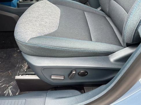 New 2025 Ford Maverick XLT w/ XLT Luxury Package image 11