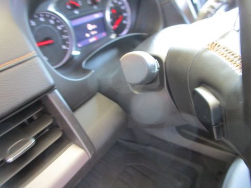 Used 2024 GMC Terrain AT4 AWD/4WD image 30