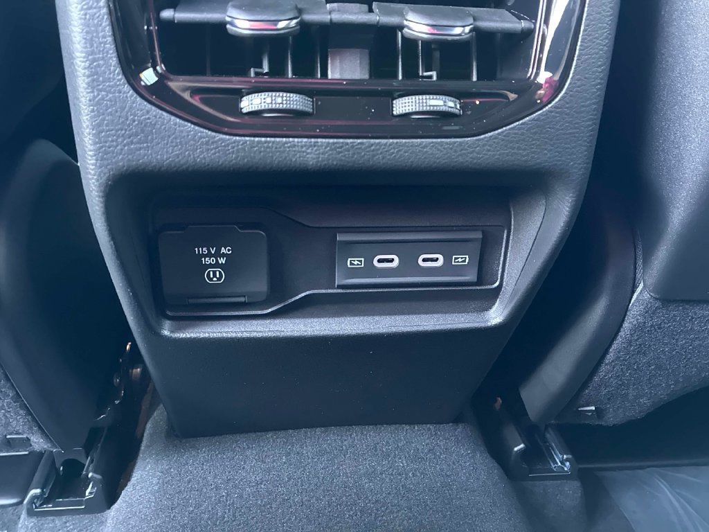 New 2026 Jeep Grand Cherokee Altitude AWD/4WD image 6