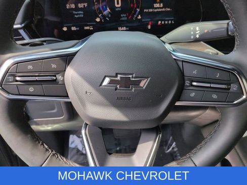Used 2025 Chevrolet Tahoe Z71 w/ Comfort Package AWD/4WD image 12