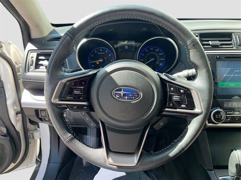 Used 2019 Subaru Outback 3.6R Touring w/ Popular Package #3A image 11