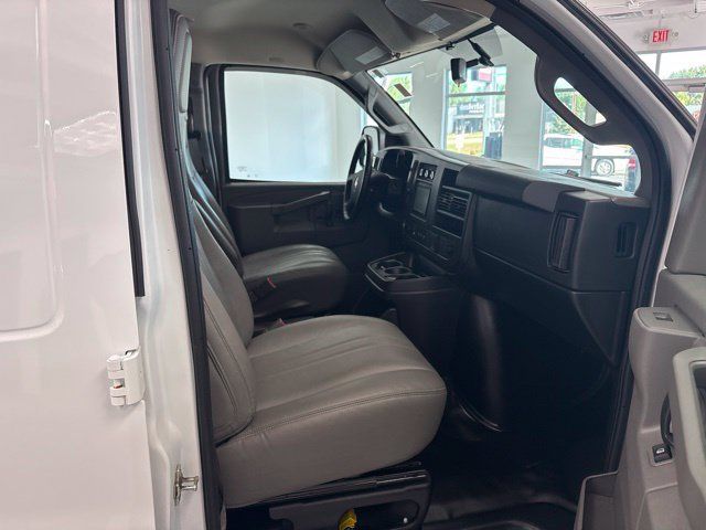 Used 2021 Chevrolet Express 2500 w/ Driver Convenience Package RWD image 20