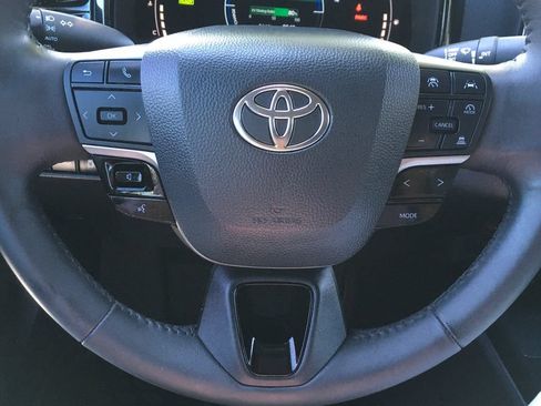 Used 2025 Toyota Camry LE w/ Convenience Package AWD/4WD image 14