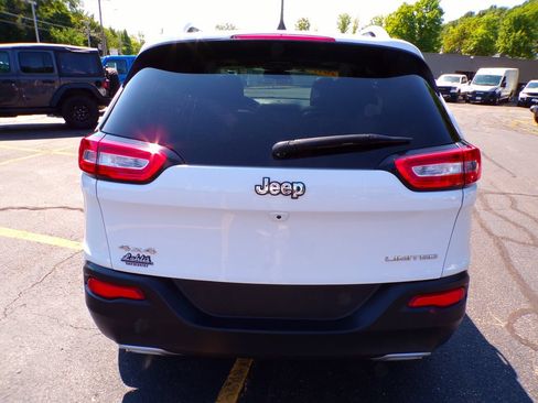 Certified 2017 Jeep Cherokee Limited AWD/4WD image 11