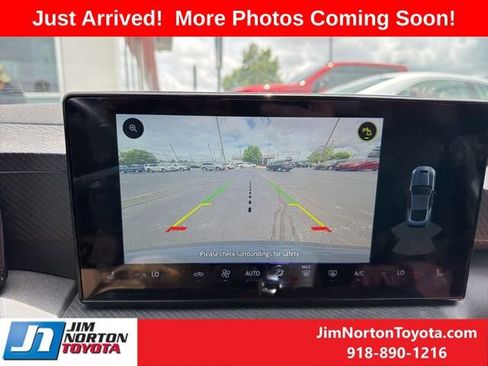 Used 2024 Ford Mustang Coupe RWD image 8