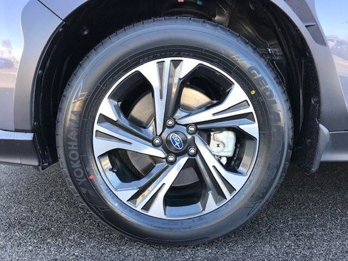 Certified 2024 Subaru Crosstrek 2.0i Premium image 12