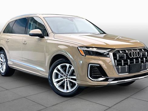 Used 2025 Audi Q7 3.0T Premium Plus w/ Premium Plus Package AWD/4WD image 2