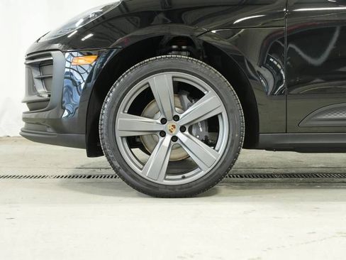 New 2026 Porsche Macan image 42