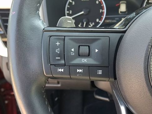 Used 2023 Nissan Rogue SL AWD/4WD image 22