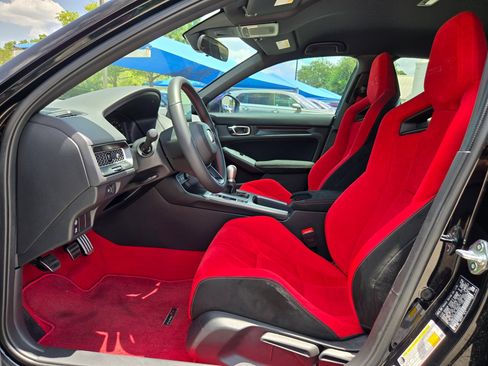 Used 2026 Honda Civic Type R image 9