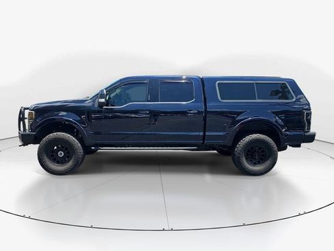 Used 2021 Ford F250 Lariat w/ Tremor Off-Road Package AWD/4WD image 6