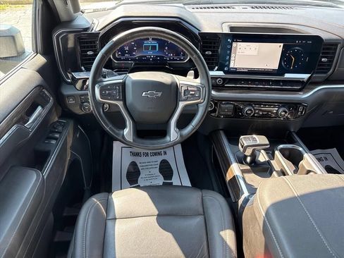 Used 2023 Chevrolet Silverado 1500 RST AWD/4WD image 21