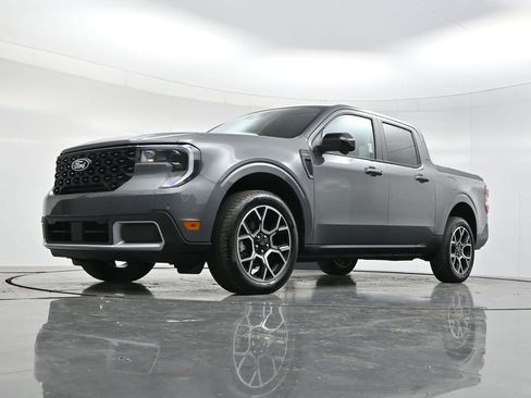 Used 2025 Ford Maverick Lariat AWD/4WD image 46