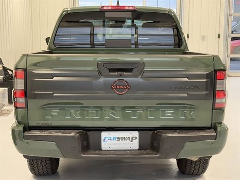 Used 2025 Nissan Frontier PRO-4X image 4