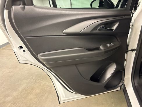 Used 2022 Chevrolet TrailBlazer RS w/ Sun and Liftgate Package image 29