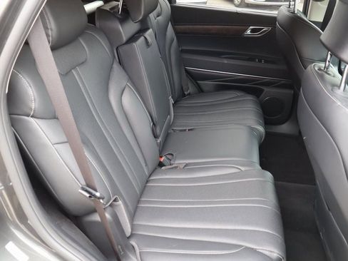 Used 2024 Genesis GV80 2.5T image 17