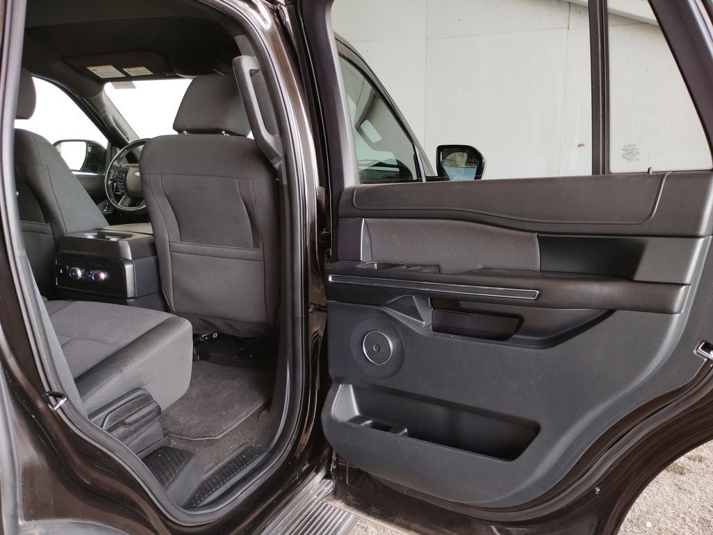 Used 2021 Ford Expedition XL AWD/4WD image 14
