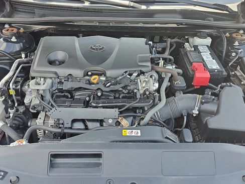 Used 2021 Toyota Camry SE FWD image 30